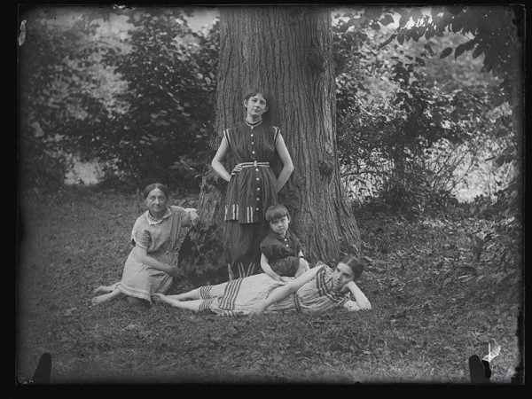 Josef Václav Sládek - Autorské skleněné negativy 